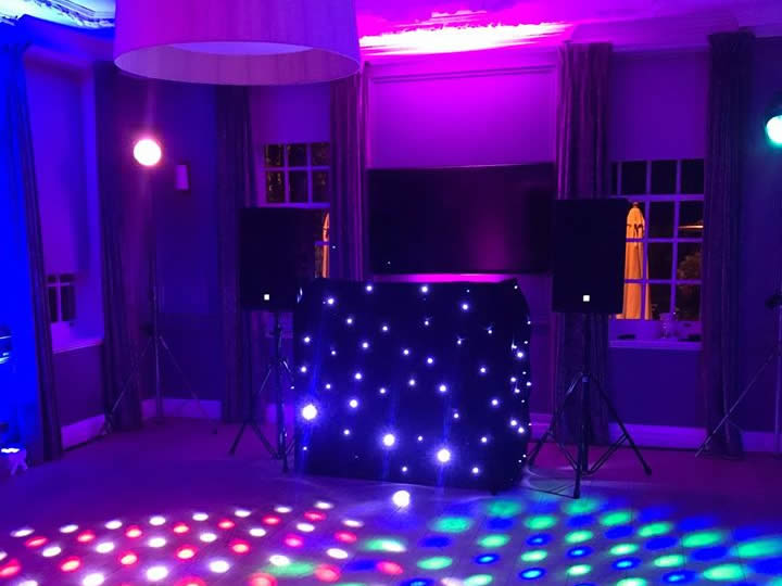 DJ in private hotel party